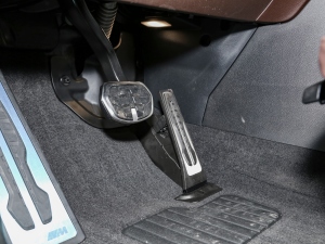 2021Ŀ xDrive25i ҹ п؅^