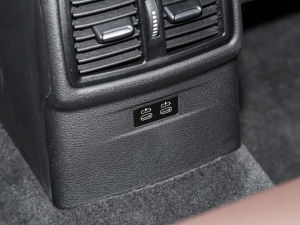 2021Ŀ xDrive25i ҹ п؅^