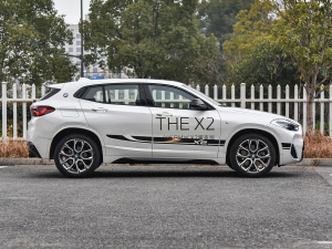 2021Ŀ sDrive25i ҹ  (c)ң