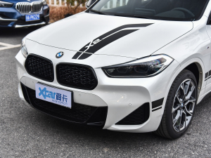 2021Ŀ sDrive25i ҹ  ^