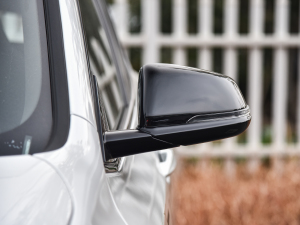 2021Ŀ sDrive25i ҹ  ^