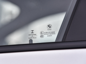 2021Ŀ sDrive25i ҹ  ^