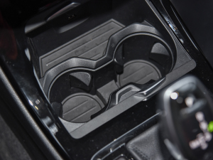 2021Ŀ sDrive25i ҹ  ǰű