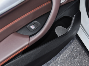 2021Ŀ sDrive25i ҹ  Tg