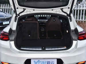 2021Ŀ sDrive25i ҹ  g