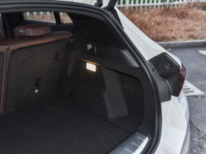 2021Ŀ sDrive25i ҹ  g