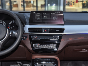 2021Ŀ sDrive25i ҹ  п_