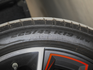 2021Ŀ sDrive25i hâ  ݆̥ߴ