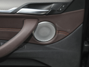 2021Ŀ sDrive25i hâ  п؅^