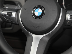 2021Ŀ sDrive25i hâ  п؅^