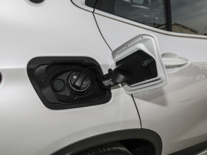 2021Ŀ sDrive25i MԽҰb w