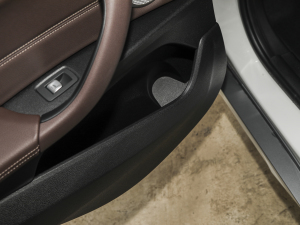 2021Ŀ sDrive25i MԽҰb Tg