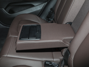 2021Ŀ sDrive25i MԽҰb 