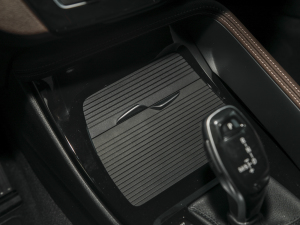 2021Ŀ sDrive25i MԽҰb g