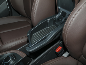 2021Ŀ sDrive25i MԽҰb g