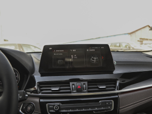 2021Ŀ sDrive25i MԽҰb п؅^