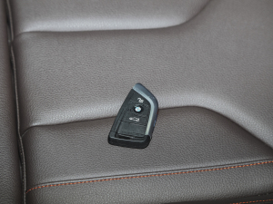 2021款改款 sDrive25i M越野套装 车钥匙