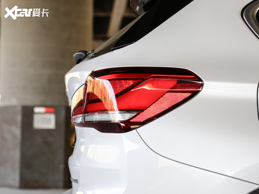 2021RX1 sDrive20Li 