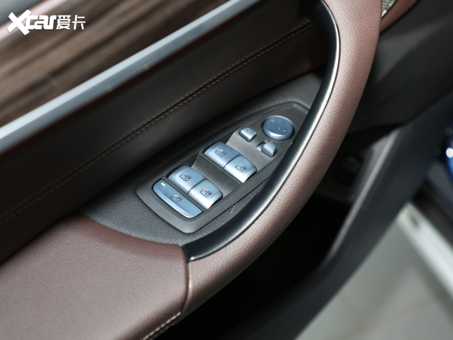 2021RX1 Ŀ xDrive25Li 