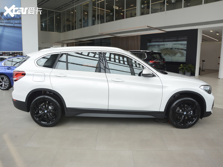 2021RX1 Ŀ sDrive20Li r