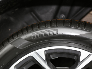 2021Ŀ sDrive25Li I ݆̥Ʒ