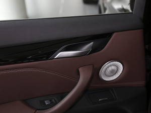 2021Ŀ sDrive25Li I g