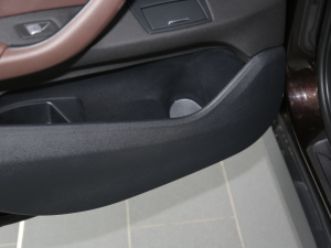 2021Ŀ sDrive25Li I g