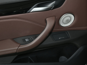 2021Ŀ sDrive25Li I g