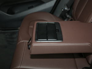 2021Ŀ sDrive25Li I g