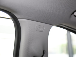 2021Ŀ sDrive25Li I g