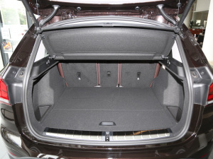 2021款改款 sDrive25Li 领先型 行李厢空间