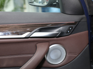 2021Ŀ xDrive25Li  g