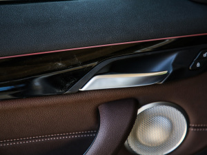 2021Ŀ sDrive20Li  g