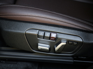 2021Ŀ sDrive20Li  g