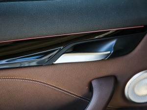 2021Ŀ sDrive20Li  g