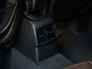 2021Ŀ sDrive20Li  g