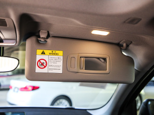 2021Ŀ sDrive20Li  g