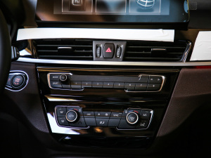 2021Ŀ sDrive20Li  {