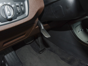 2021Ŀ sDrive20Li r g