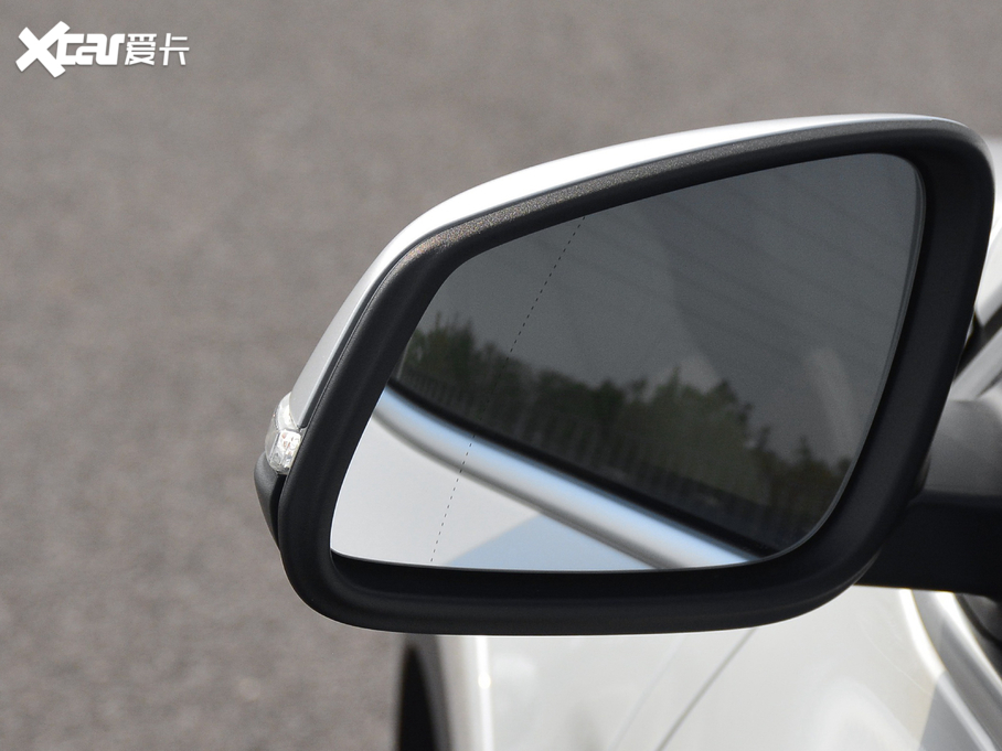 2021RX1Դ xDrive30Le 