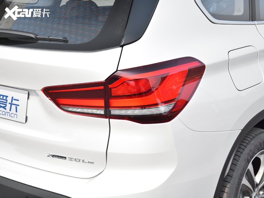 2021RX1Դ xDrive30Le 