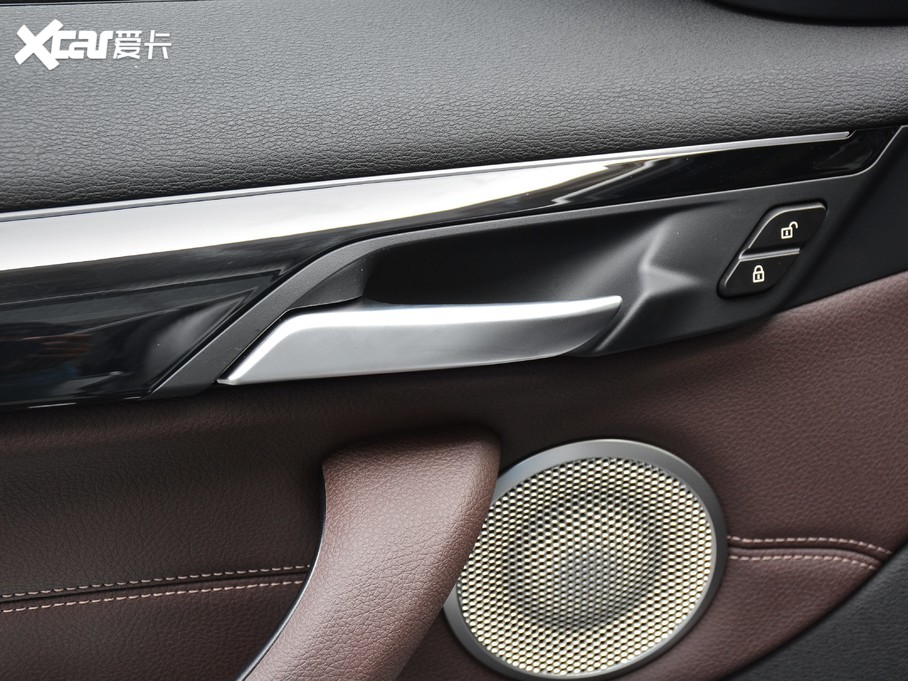 2021RX1Դ xDrive30Le 