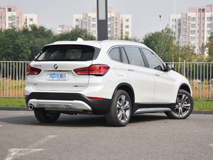 2021款xDrive30Le 尊享型 整体外观