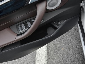 2021xDrive30Le  ǰTg