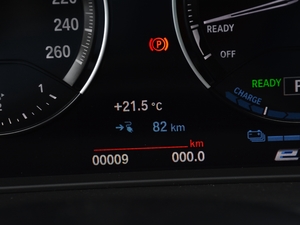 2021xDrive30Le  п؅^