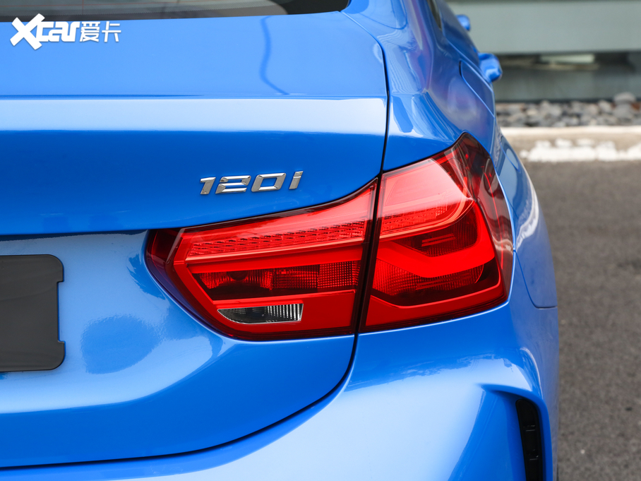 2021��R1ϵ 120i M�\����ҹ��