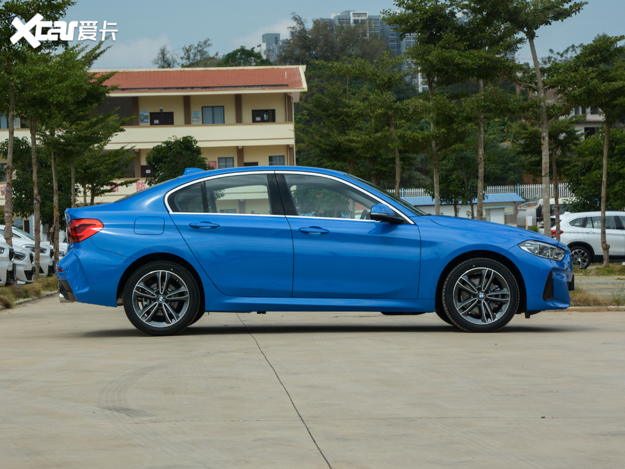 2021R1ϵ 120i M\Ӱ