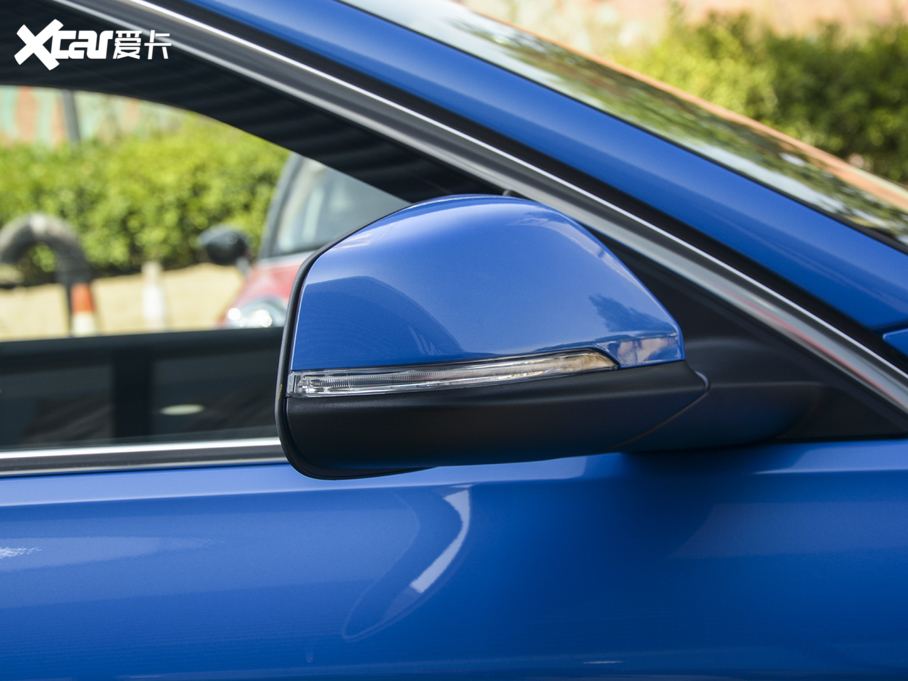 2021R1ϵ 120i M\Ӱ