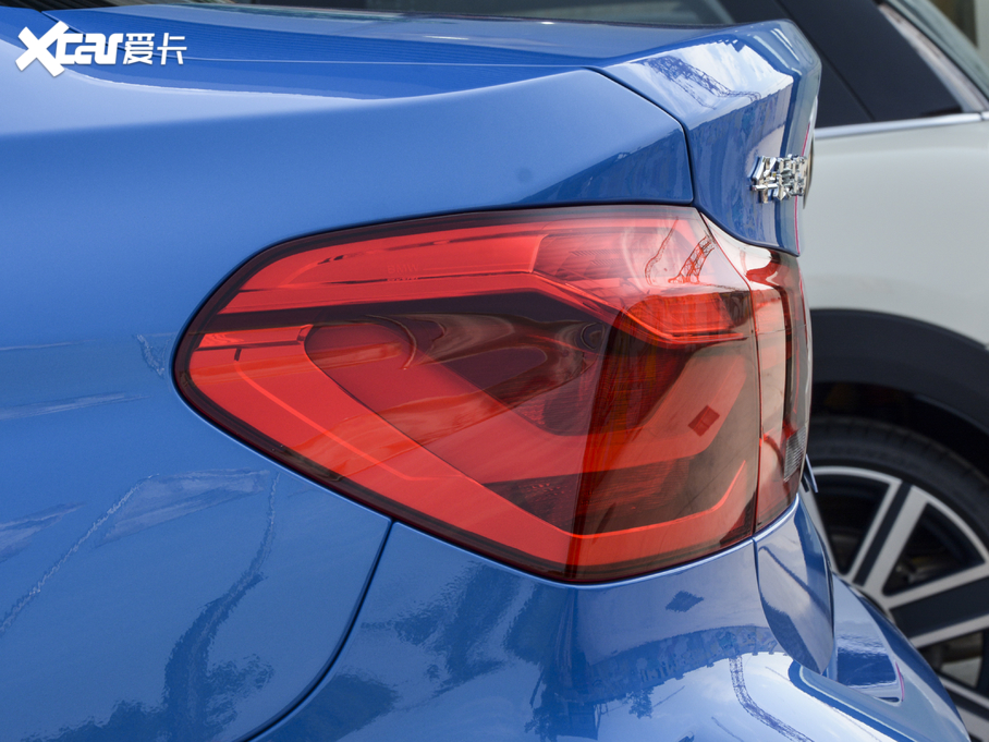 2021R1ϵ 120i M\Ӱ