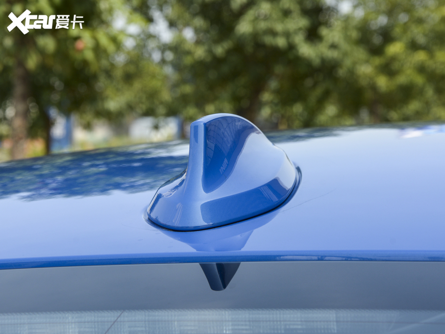 2021R1ϵ 120i M\Ӱ